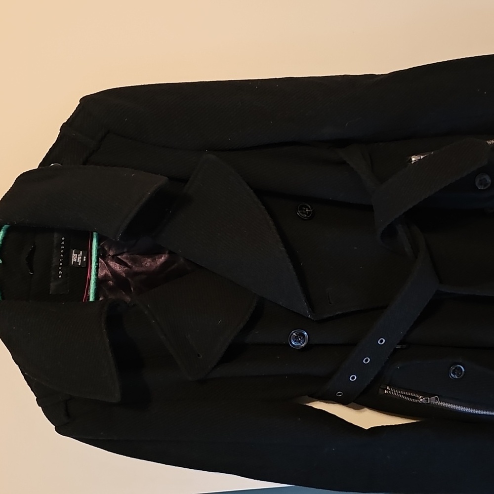 Apostrophe coat